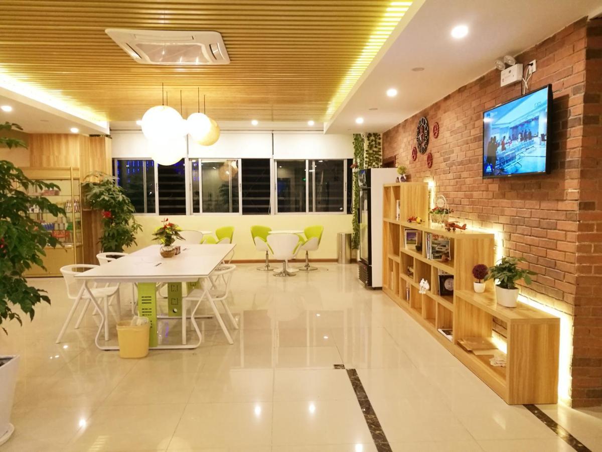 The Olive Tree Capsule Hostel Shenzhen Eksteriør billede